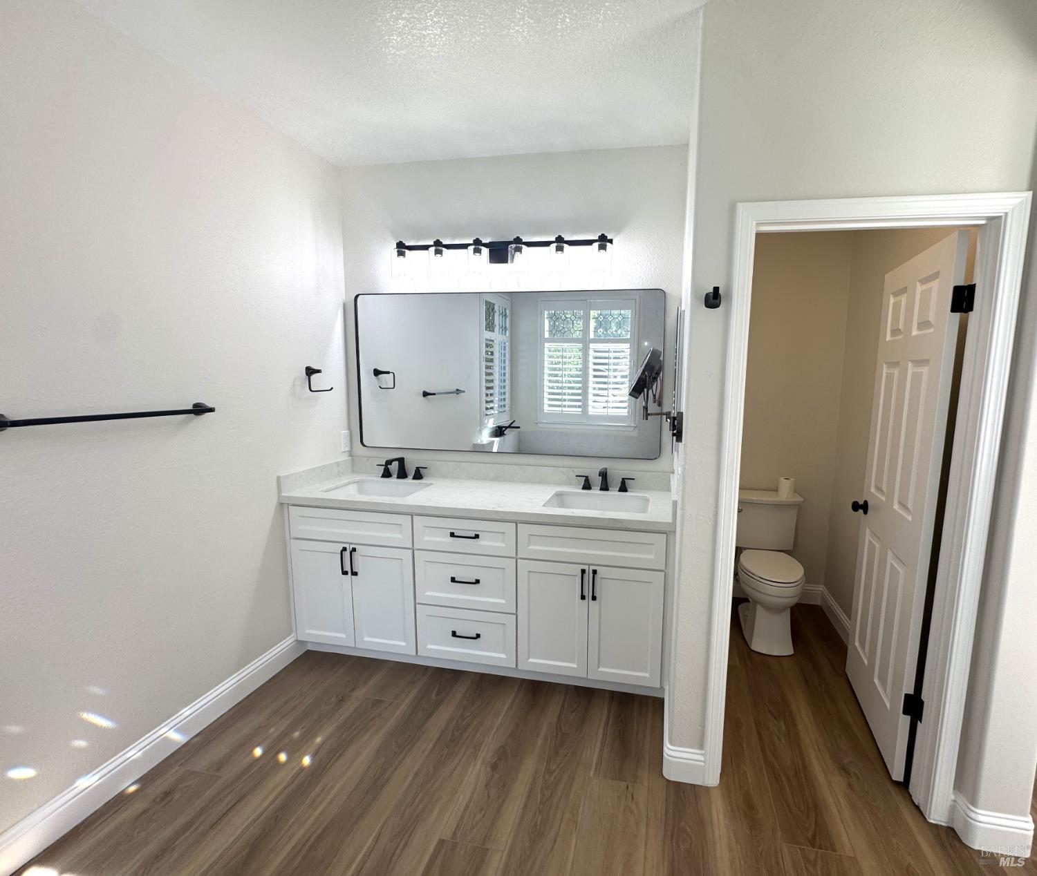 Detail Gallery Image 29 of 53 For 107 St Michael Ct, Cloverdale,  CA 95425 - 3 Beds | 2 Baths