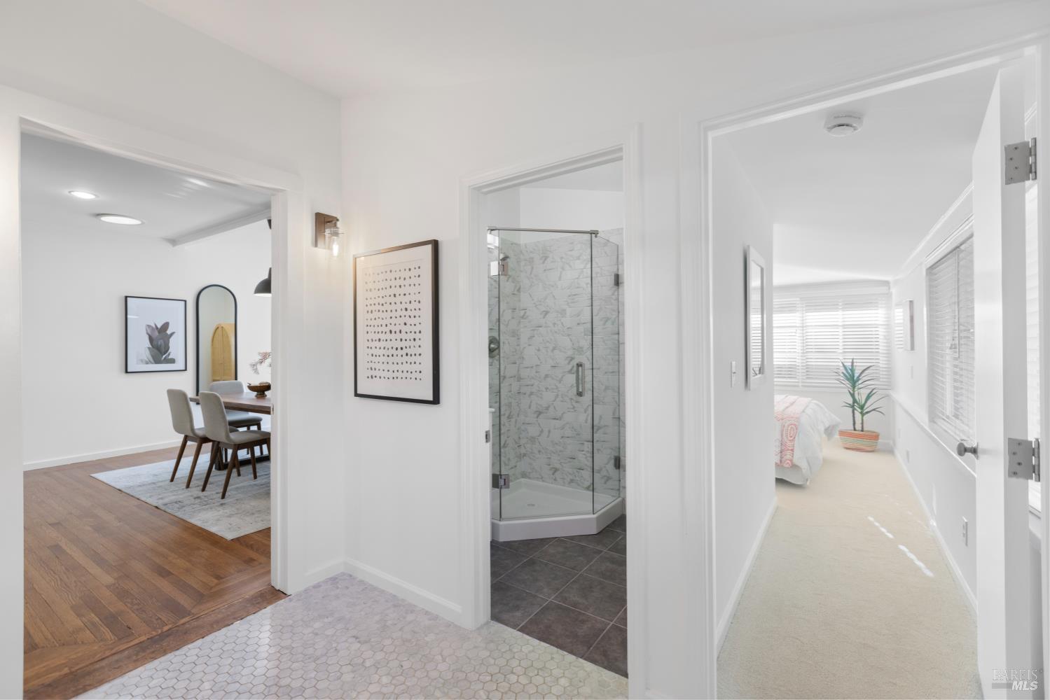 Detail Gallery Image 30 of 67 For 5 Hillside Ave, Kentfield,  CA 94904 - 5 Beds | 3 Baths