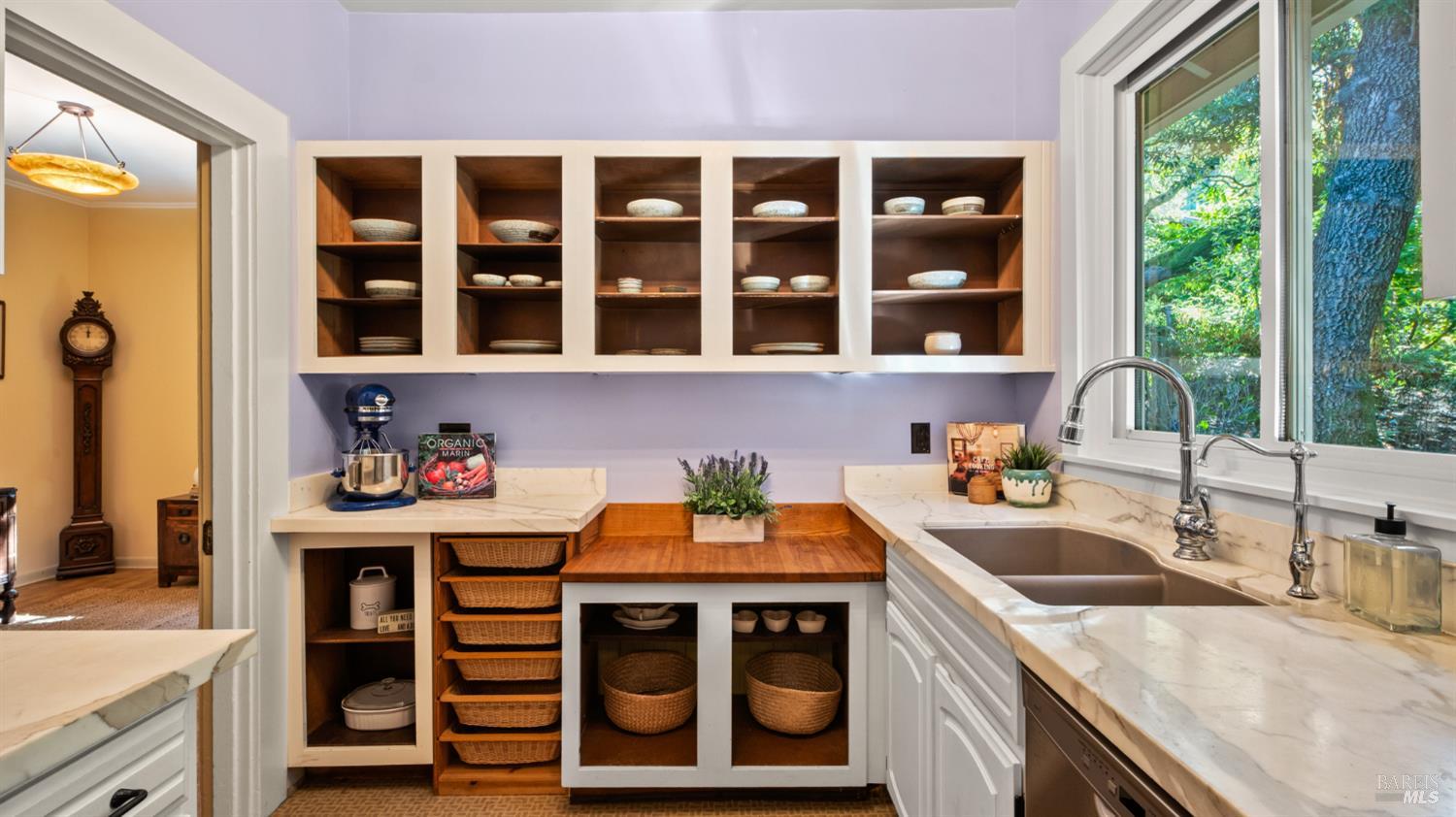 Detail Gallery Image 16 of 77 For 150 Bungalow Ave, San Rafael,  CA 94901 - 4 Beds | 2 Baths