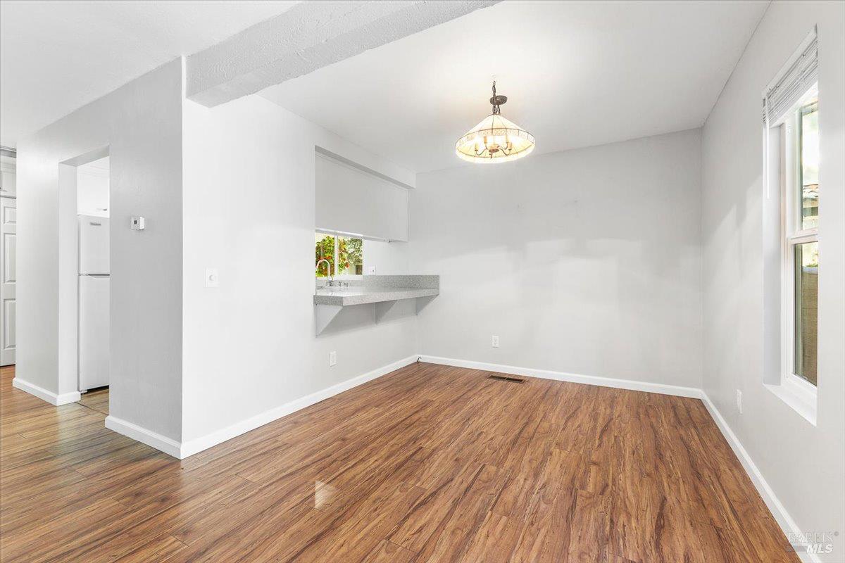 Detail Gallery Image 11 of 32 For 802 Adobe Dr, Santa Rosa,  CA 95404 - 2 Beds | 2 Baths