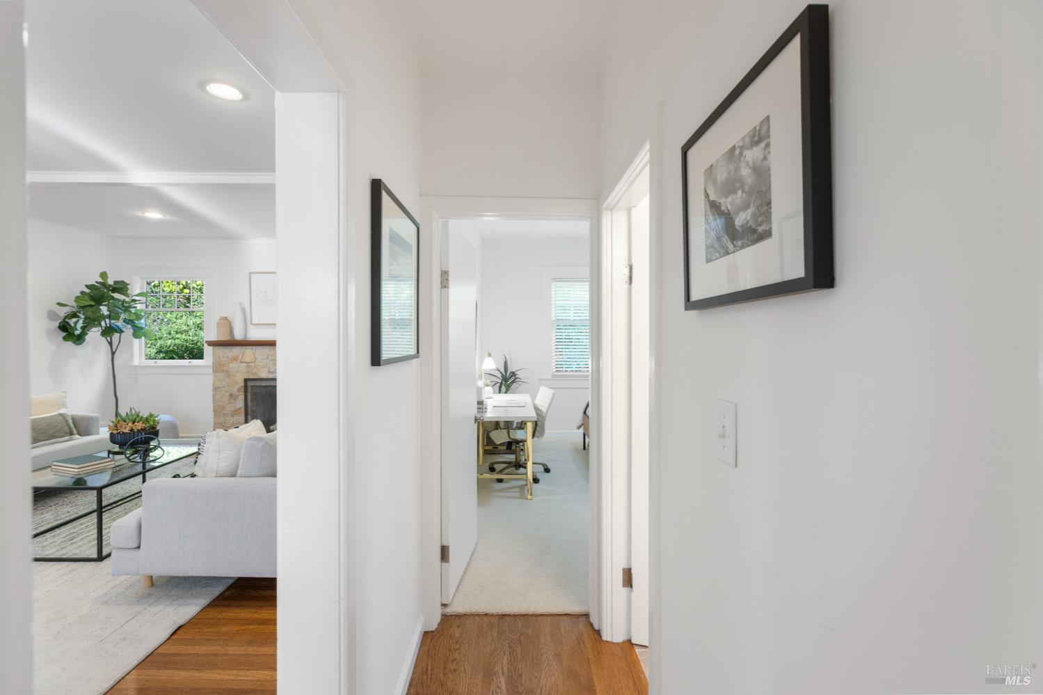 Detail Gallery Image 16 of 67 For 5 Hillside Ave, Kentfield,  CA 94904 - 5 Beds | 3 Baths