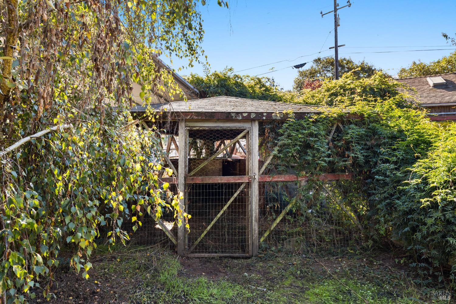 Detail Gallery Image 36 of 43 For 3765 Twig Ave, Sebastopol,  CA 95472 - 3 Beds | 1 Baths