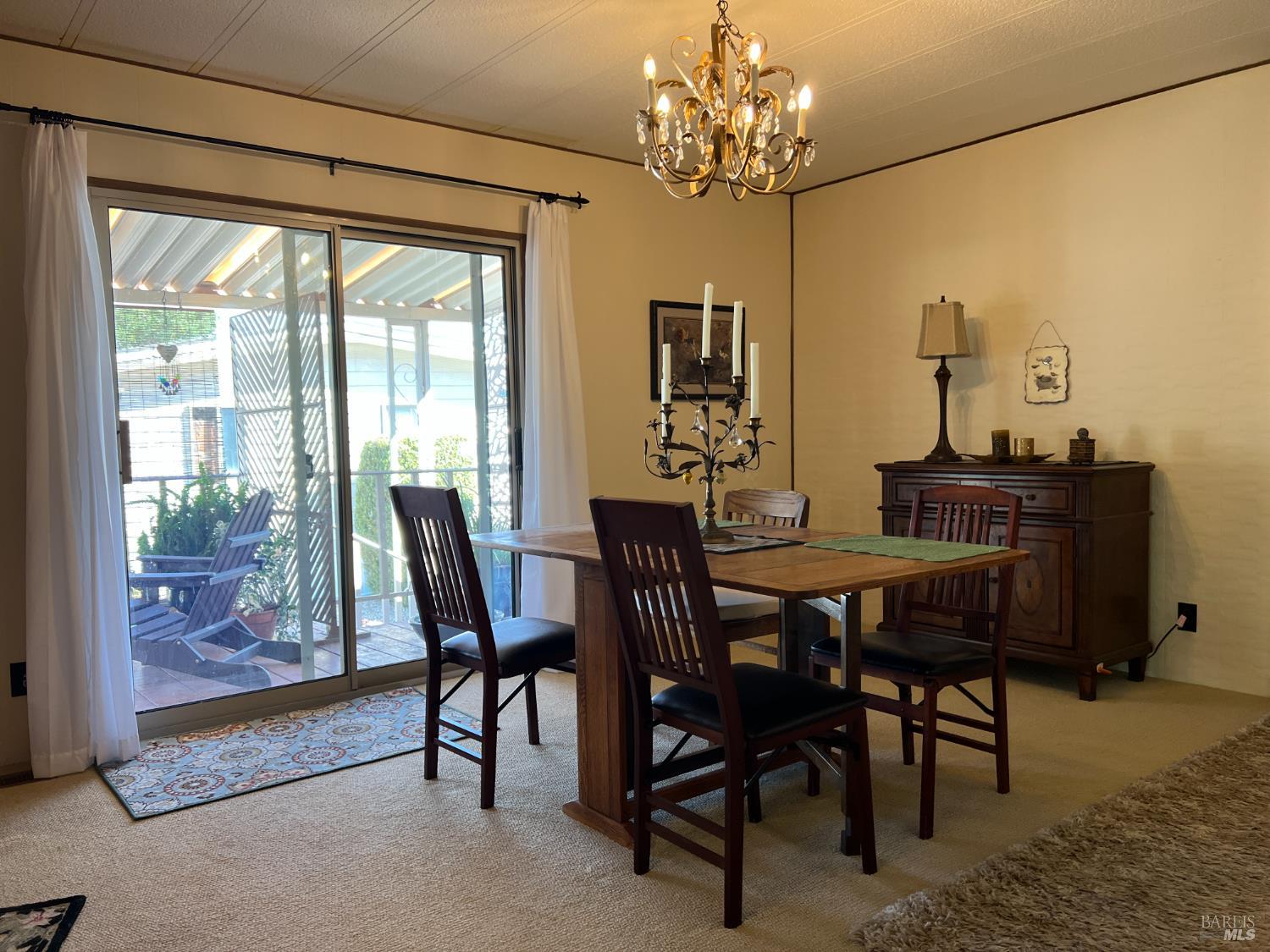 Detail Gallery Image 14 of 31 For 121 Panorama Dr, Novato,  CA 94949 - 2 Beds | 2 Baths