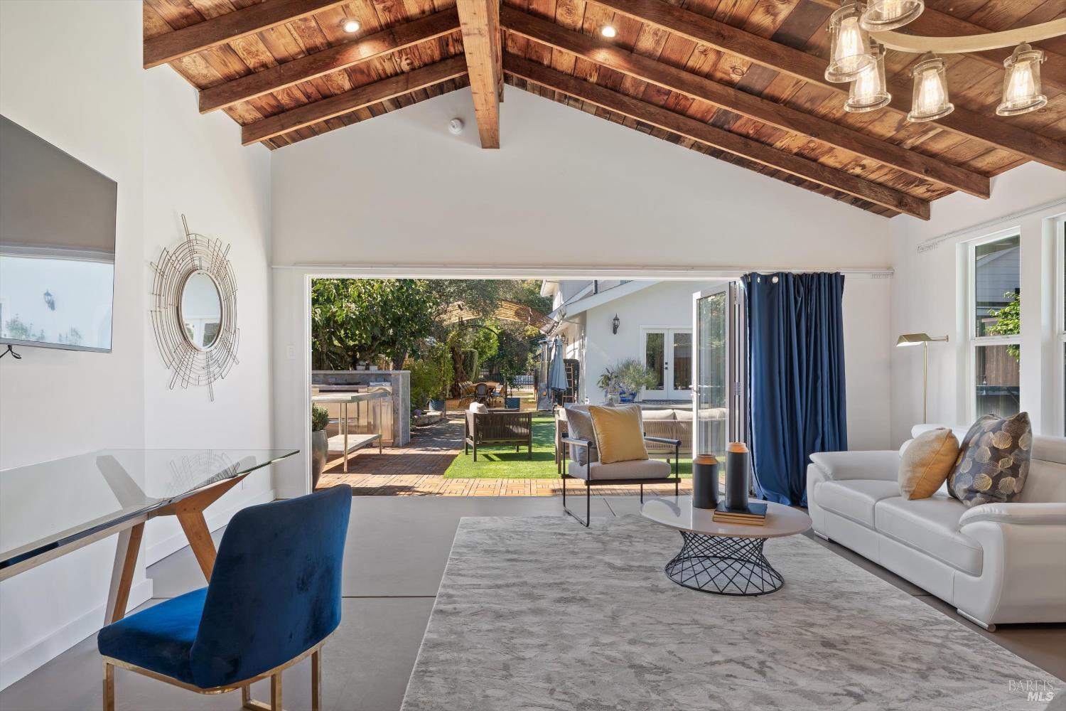 Detail Gallery Image 38 of 41 For 620 Brown St, Healdsburg,  CA 95448 - 4 Beds | 4/1 Baths