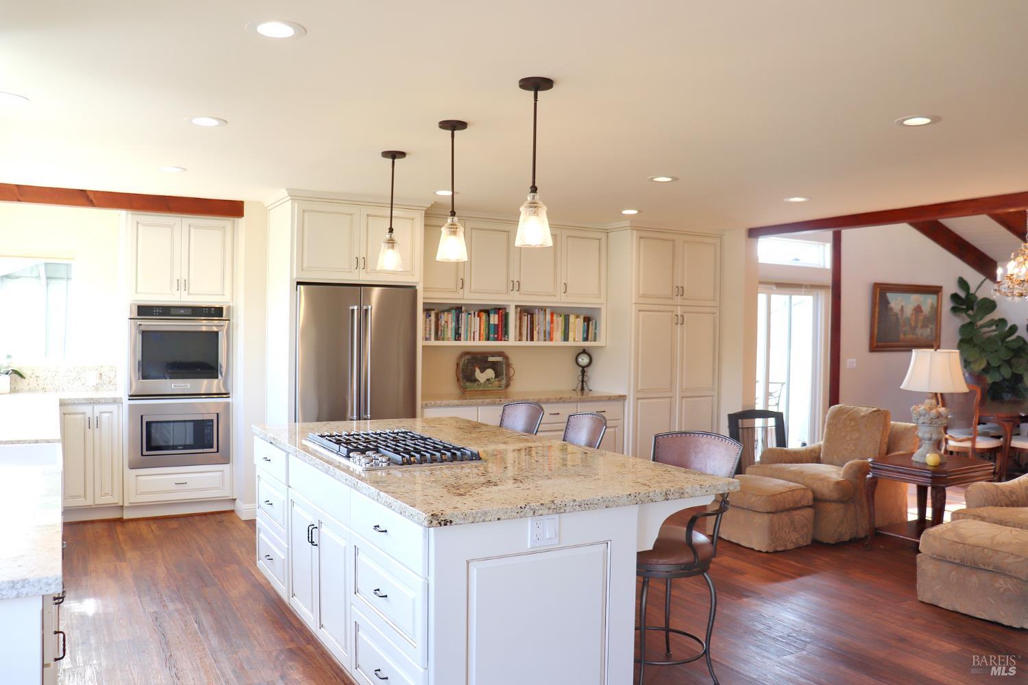 Detail Gallery Image 9 of 51 For 175 Tahiti St, Morro Bay,  CA 93442 - 3 Beds | 2 Baths