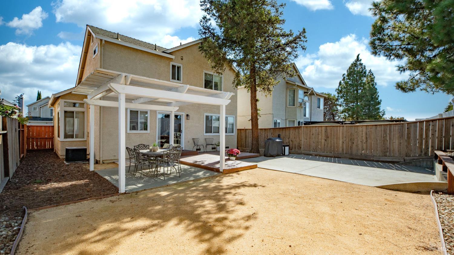 Detail Gallery Image 35 of 36 For 114 Birchwood Ct, Suisun City,  CA 94585 - 3 Beds | 2/1 Baths