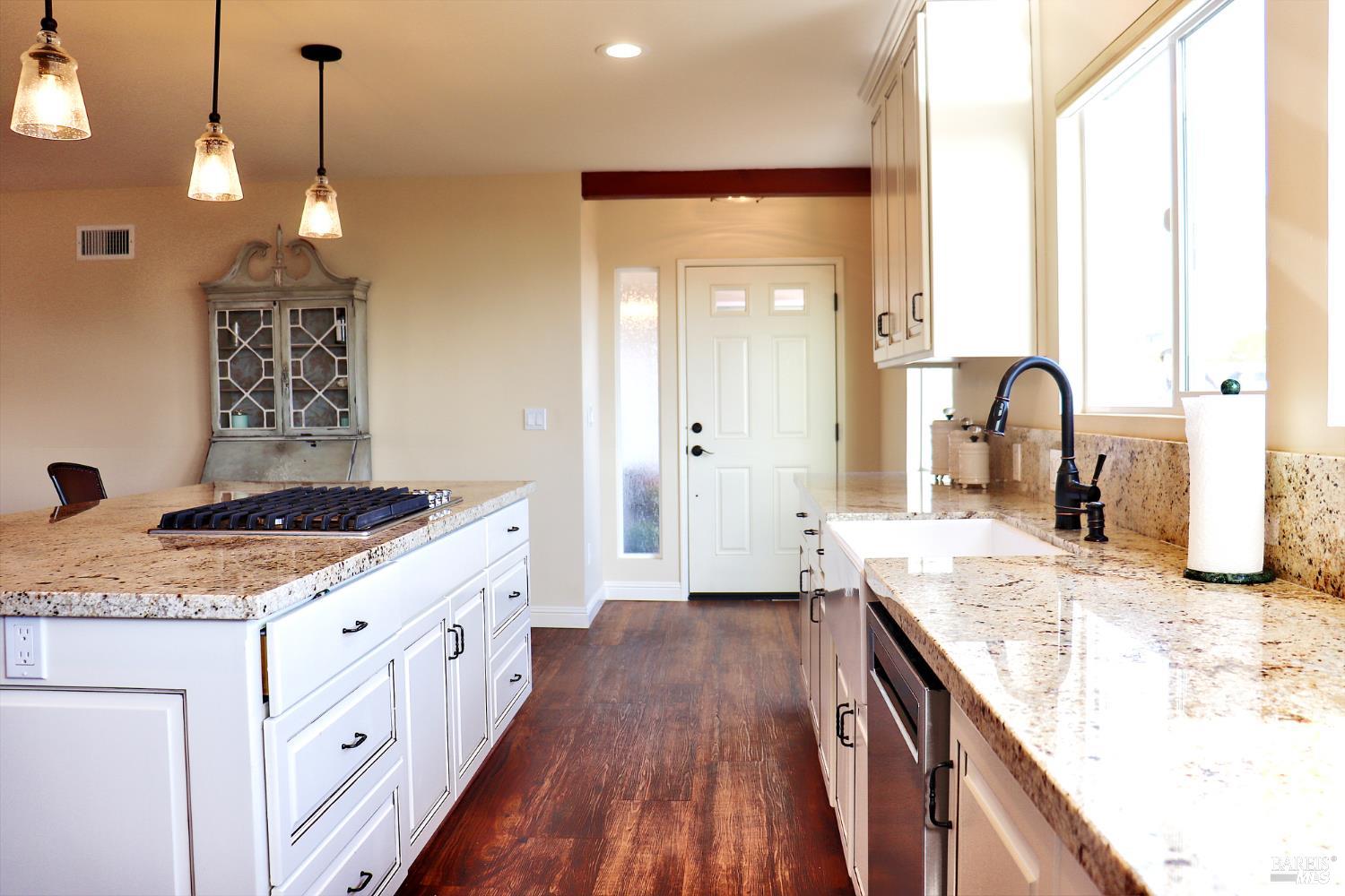 Detail Gallery Image 15 of 51 For 175 Tahiti St, Morro Bay,  CA 93442 - 3 Beds | 2 Baths