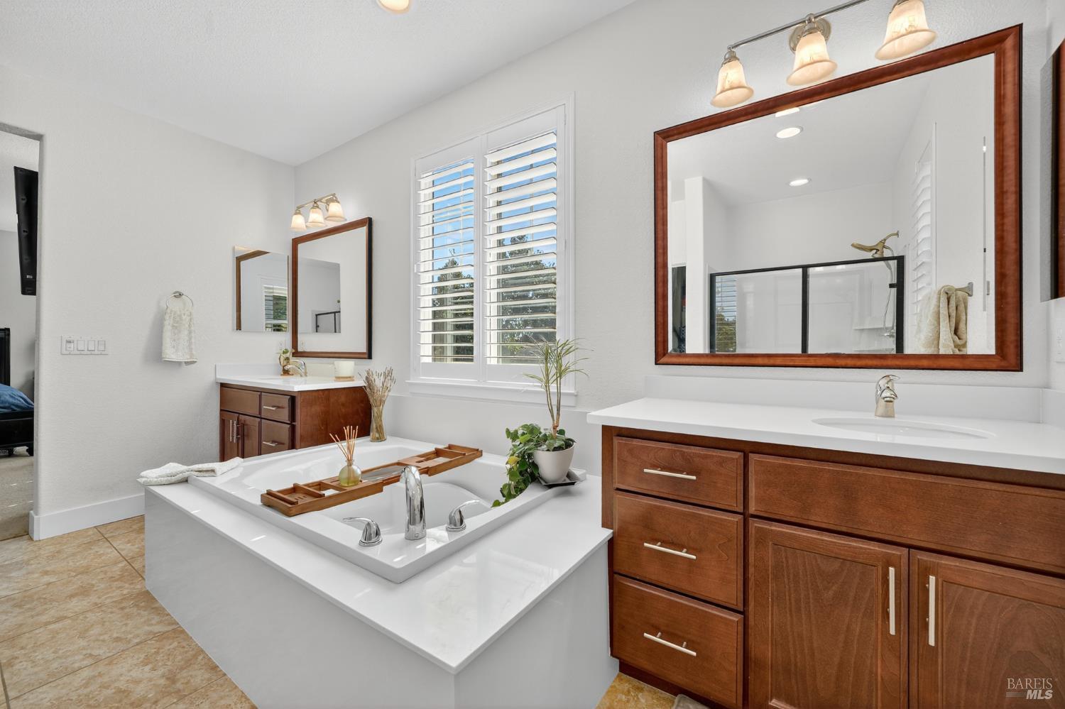 Detail Gallery Image 22 of 31 For 4273 Carnegie Ct, Fairfield,  CA 94534 - 5 Beds | 3 Baths