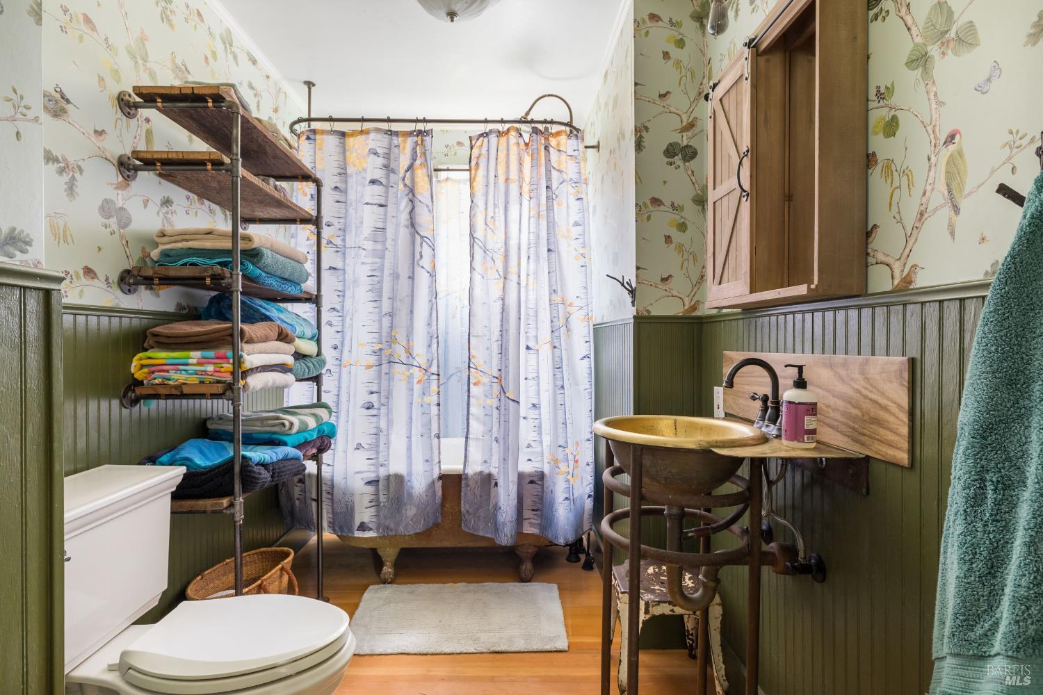 Detail Gallery Image 15 of 43 For 3765 Twig Ave, Sebastopol,  CA 95472 - 3 Beds | 1 Baths