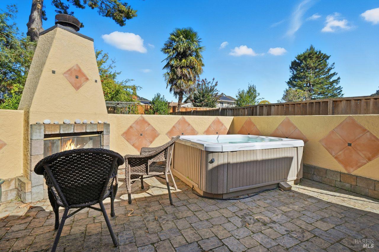 Detail Gallery Image 33 of 45 For 85 San Carlos Way, Novato,  CA 94945 - 4 Beds | 3 Baths