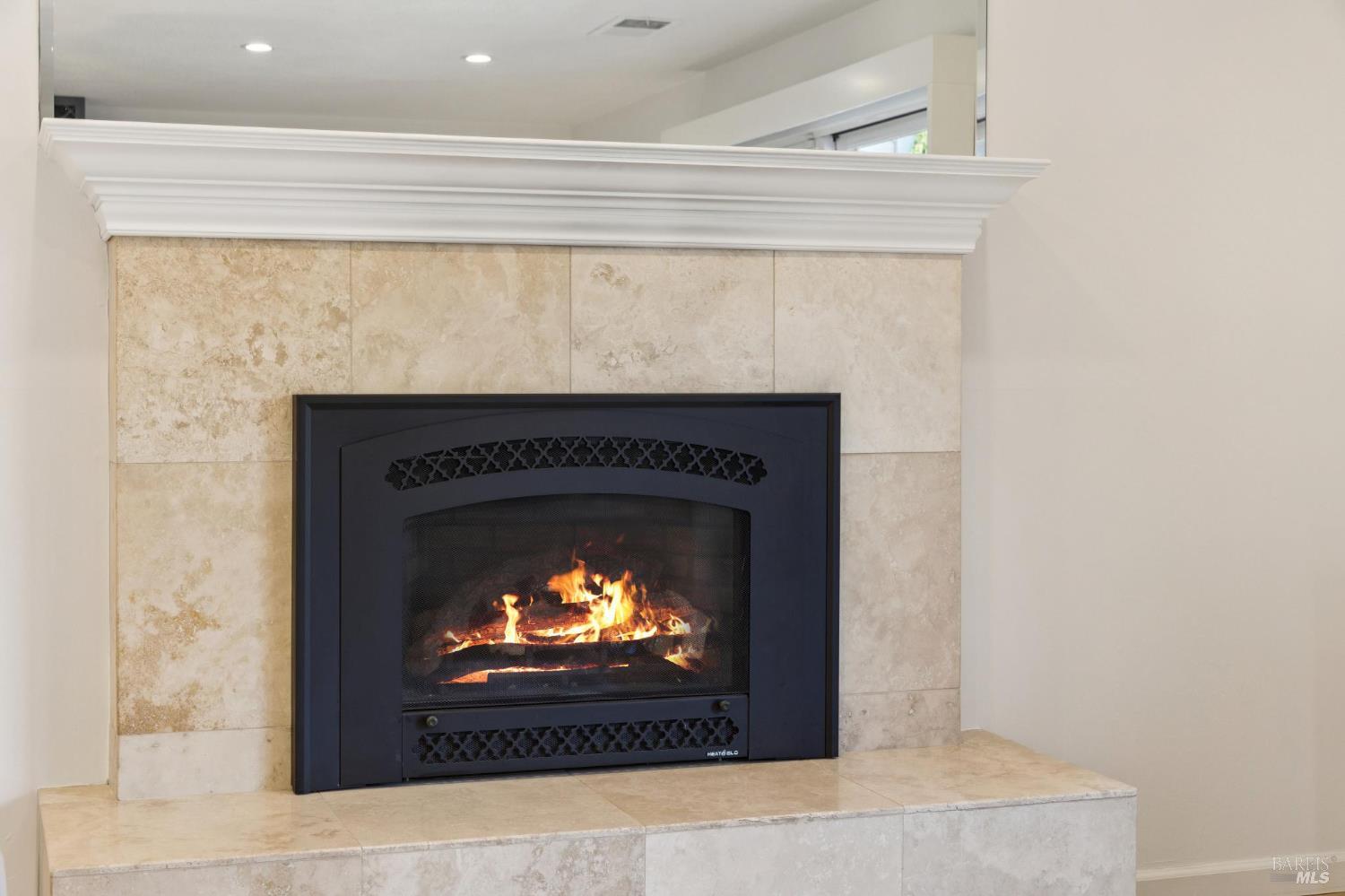 Detail Gallery Image 14 of 45 For 2108 Feliz Dr, Novato,  CA 94945 - 4 Beds | 3 Baths