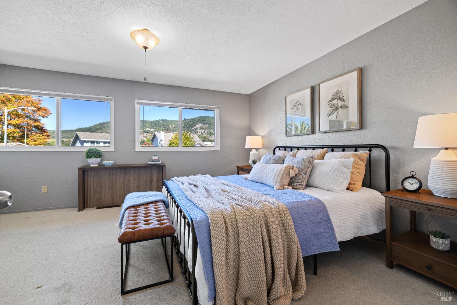 Detail Gallery Image 20 of 27 For 1511 Gladstone Way, Rohnert Park,  CA 94928 - 3 Beds | 2 Baths