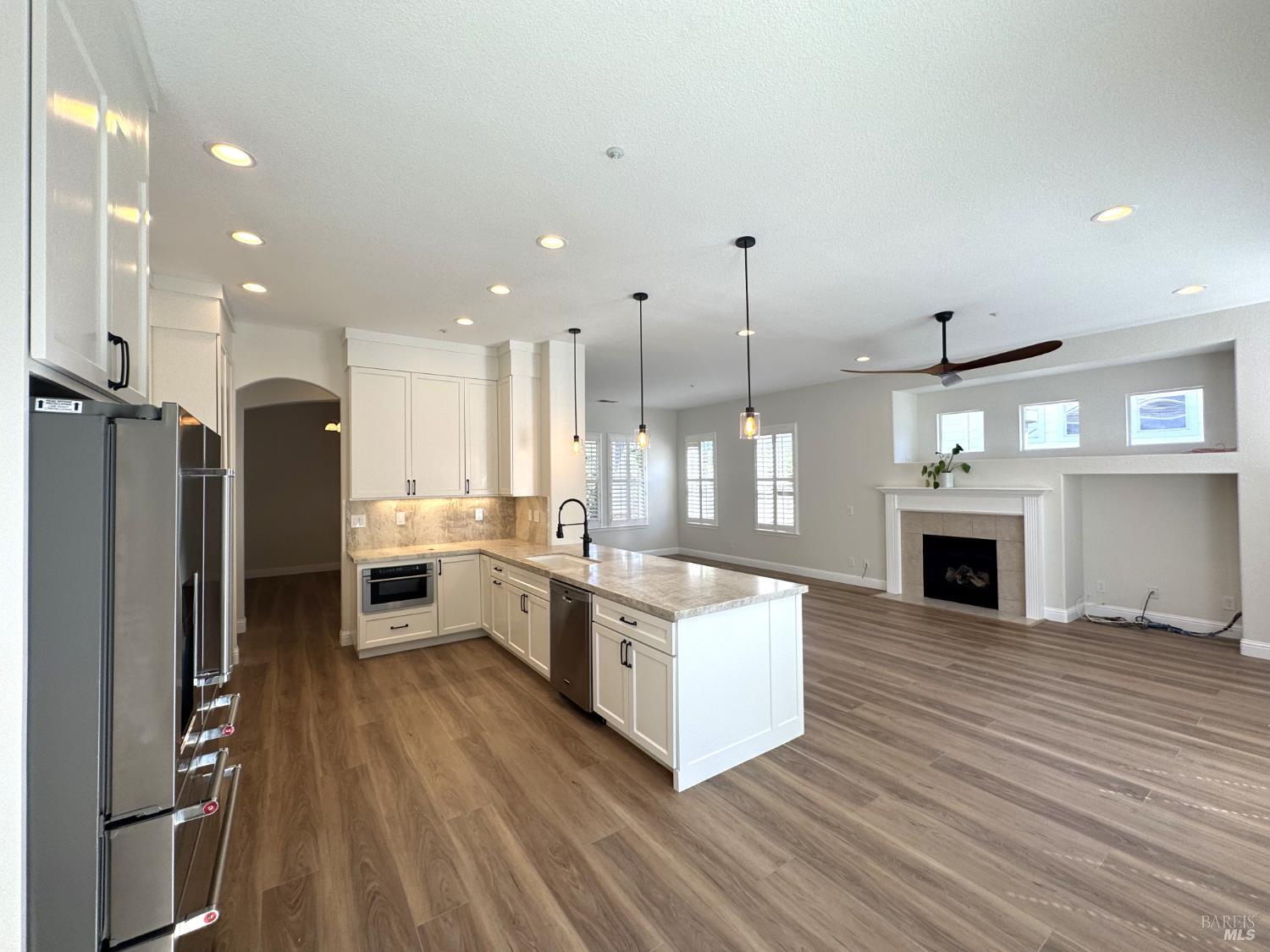 Detail Gallery Image 7 of 53 For 107 St Michael Ct, Cloverdale,  CA 95425 - 3 Beds | 2 Baths