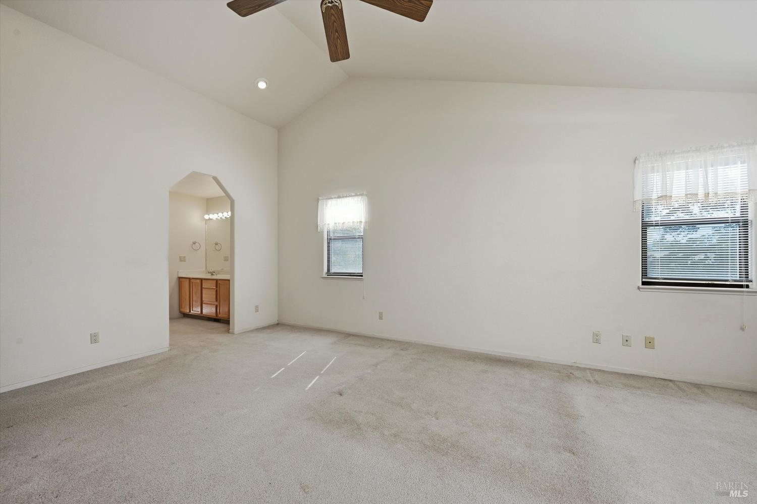 Detail Gallery Image 19 of 47 For 16261 Conestoga Rd, Hidden Valley Lake,  CA 95467 - 3 Beds | 2/1 Baths