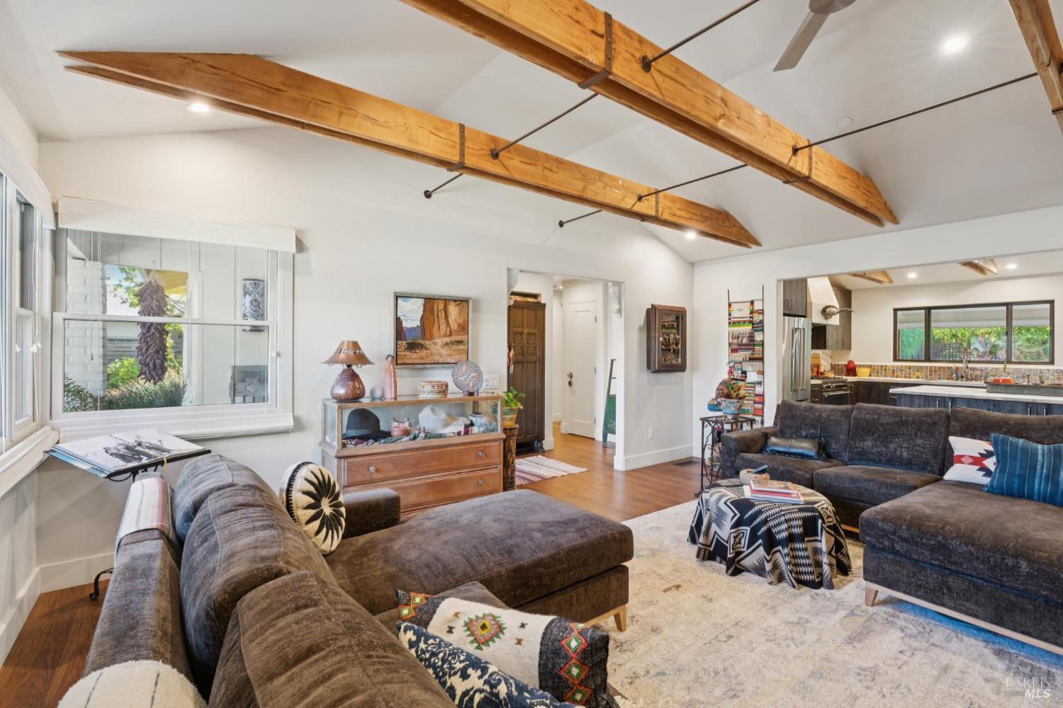 Detail Gallery Image 7 of 46 For 32 El Nido Ct, Sonoma,  CA 95476 - 3 Beds | 2 Baths