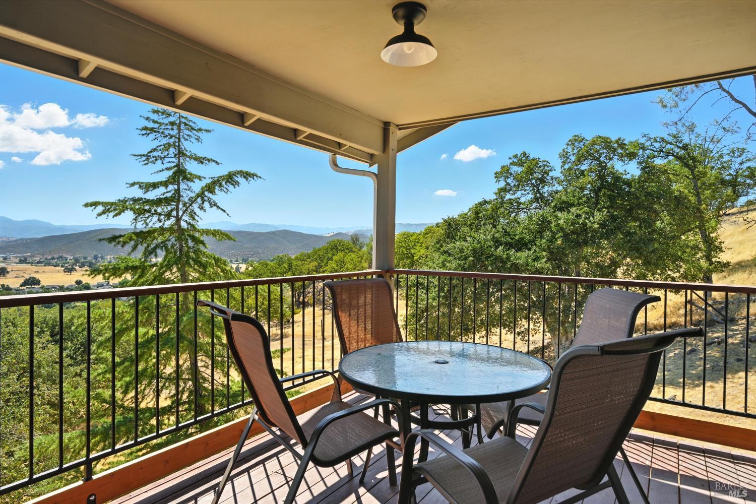 Detail Gallery Image 14 of 75 For Address Is Not Disclosed, Hidden Valley Lake,  CA 95467 - 3 Beds | 3 Baths