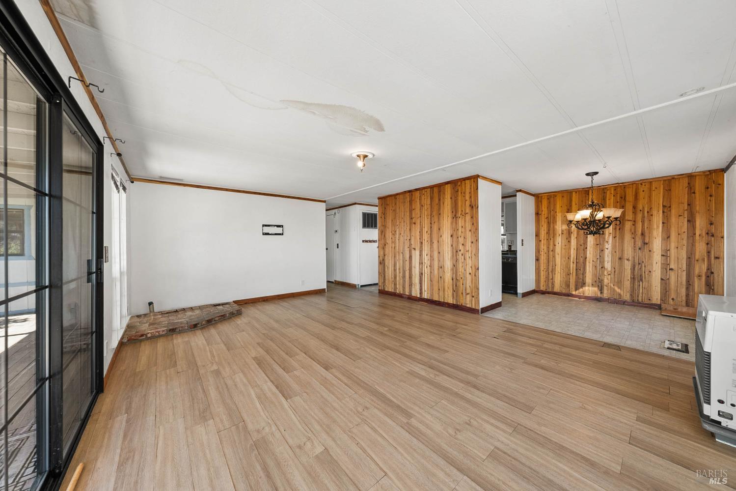 Detail Gallery Image 13 of 50 For 3360 Yuba St, Nice,  CA 95464 - 2 Beds | 2 Baths