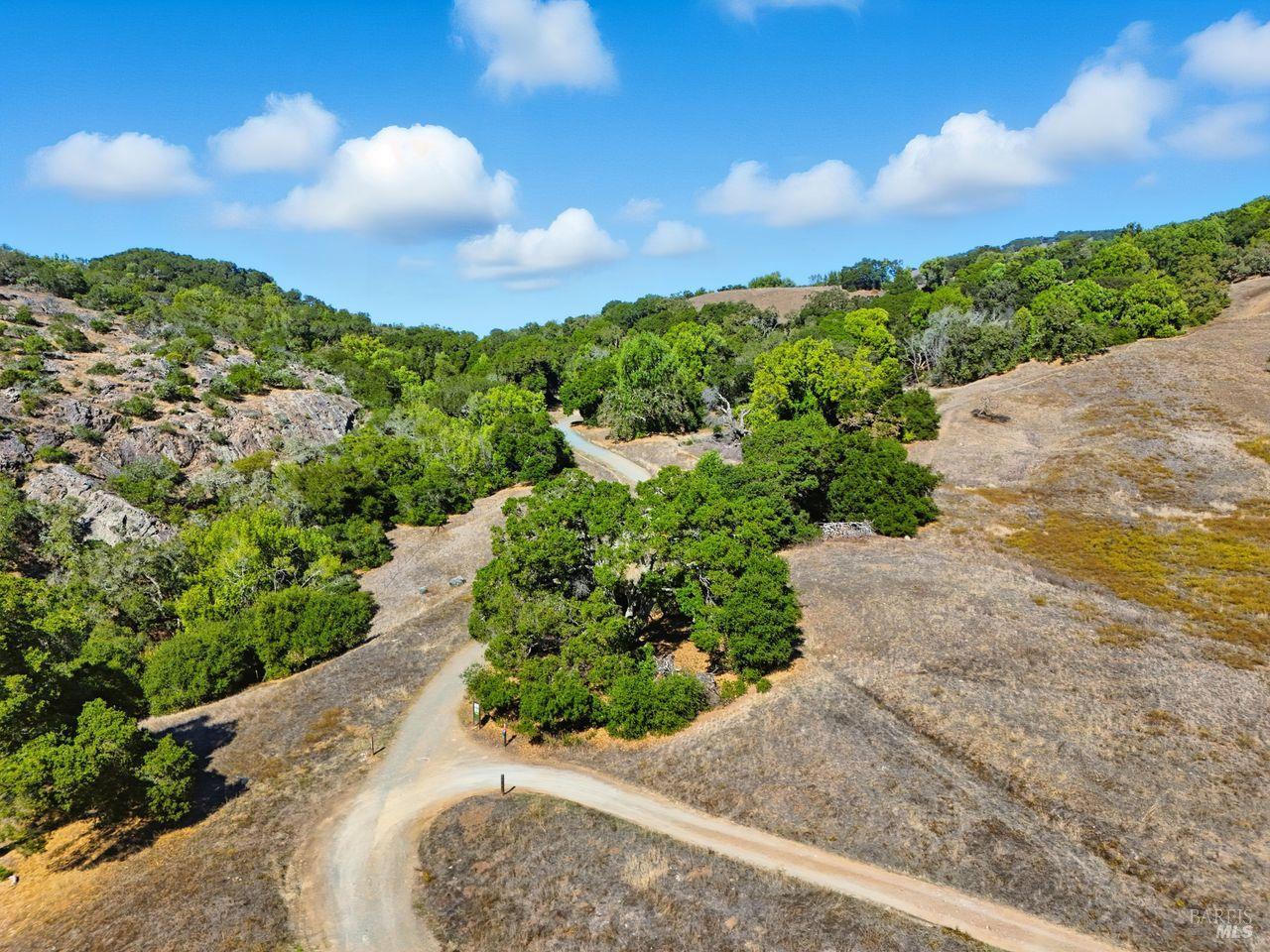 Detail Gallery Image 36 of 45 For 85 San Carlos Way, Novato,  CA 94945 - 4 Beds | 3 Baths