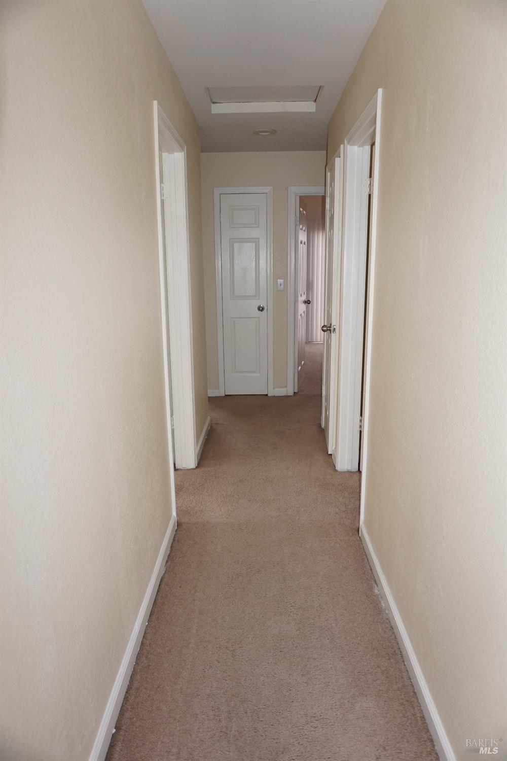 Detail Gallery Image 7 of 28 For 1048 Topsail Dr, Vallejo,  CA 94591 - 4 Beds | 2 Baths