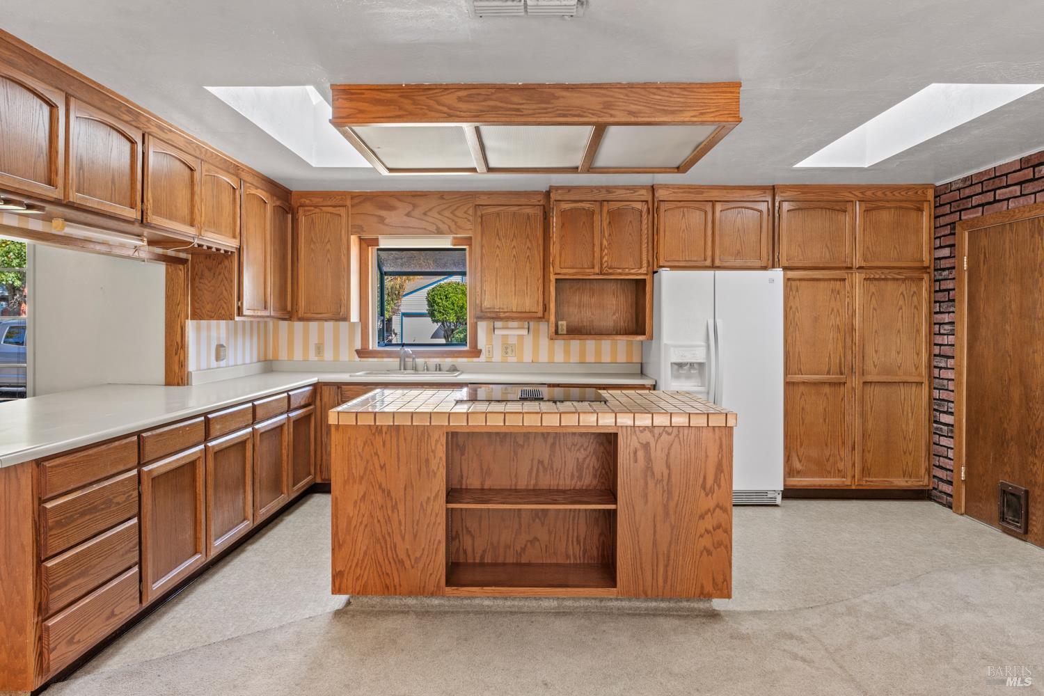 Detail Gallery Image 7 of 21 For 970 N Pine St, Ukiah,  CA 95482 - 3 Beds | 2 Baths