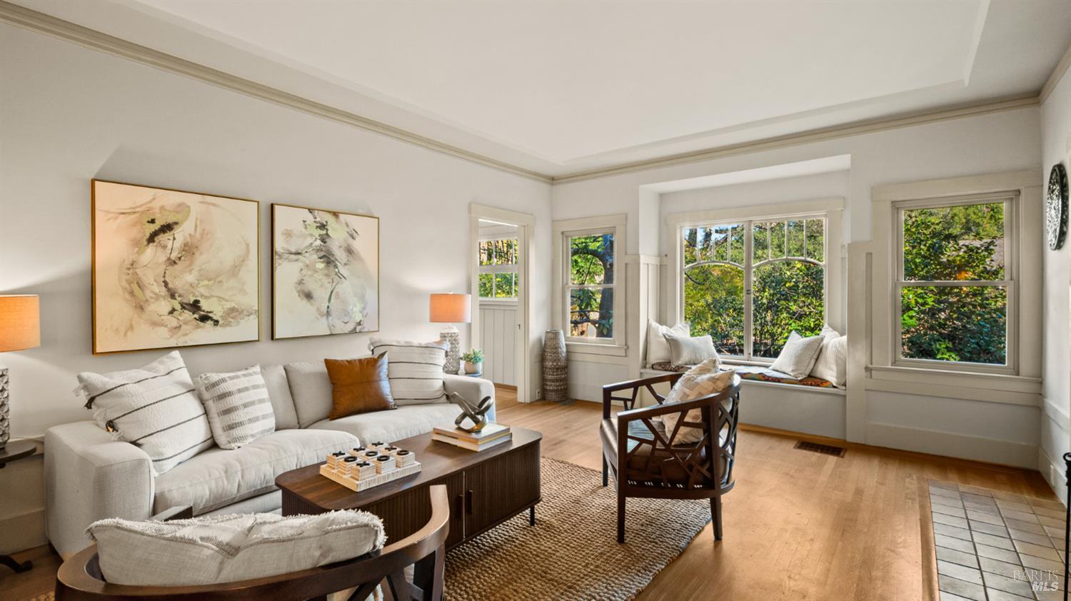 Detail Gallery Image 7 of 77 For 150 Bungalow Ave, San Rafael,  CA 94901 - 4 Beds | 2 Baths