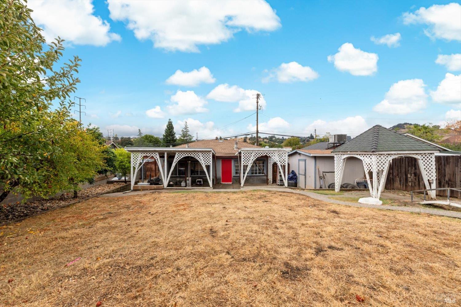 Detail Gallery Image 18 of 22 For 364 Brown St, Vacaville,  CA 95688 - 4 Beds | 2 Baths