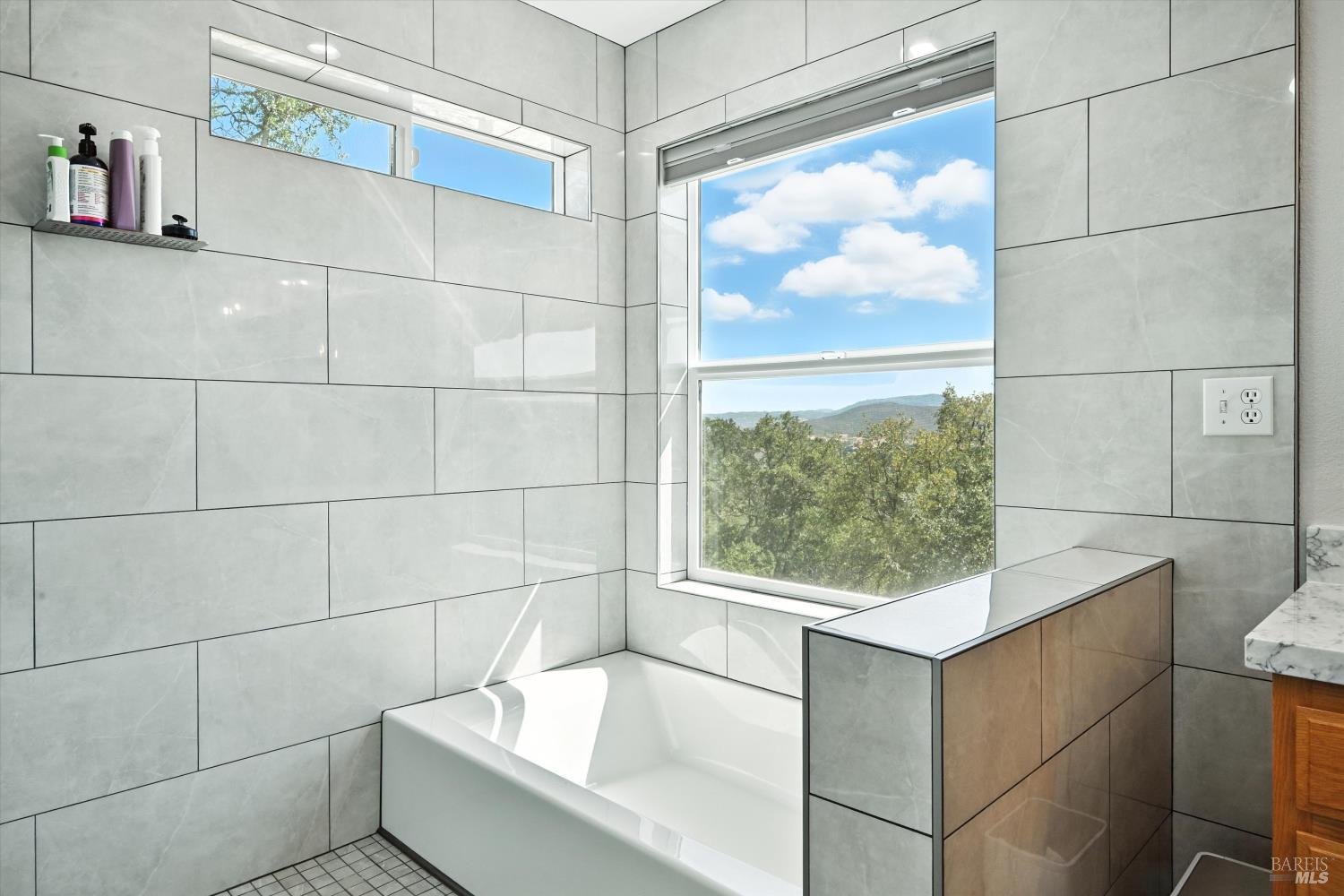 Detail Gallery Image 28 of 75 For Address Is Not Disclosed, Hidden Valley Lake,  CA 95467 - 3 Beds | 3 Baths