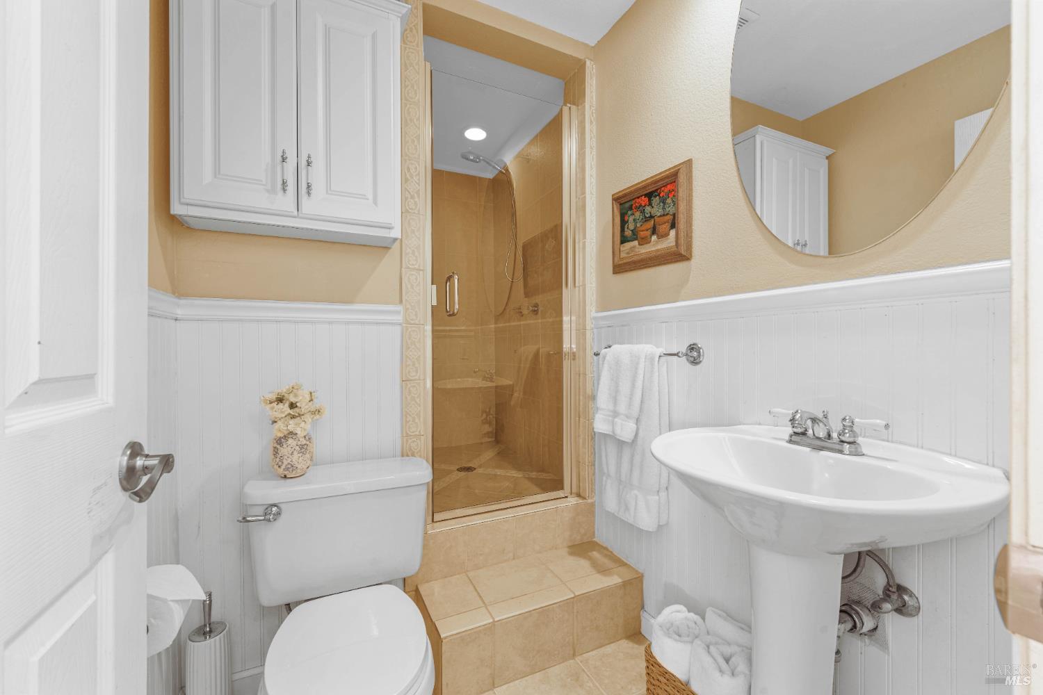 Detail Gallery Image 19 of 45 For 129 Wooded Glen Ct, Windsor,  CA 95492 - 4 Beds | 3 Baths