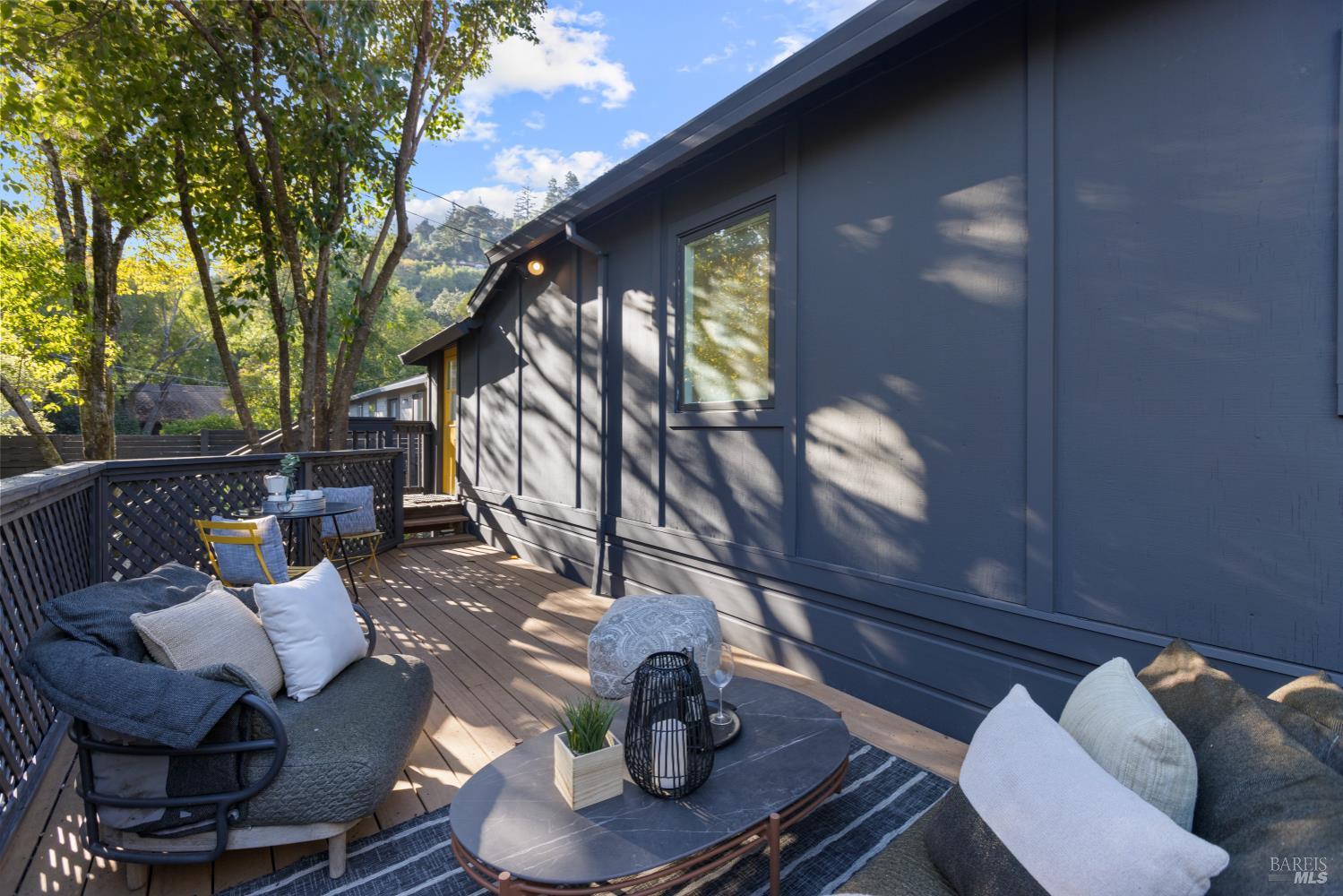 Detail Gallery Image 42 of 67 For 5 Hillside Ave, Kentfield,  CA 94904 - 5 Beds | 3 Baths