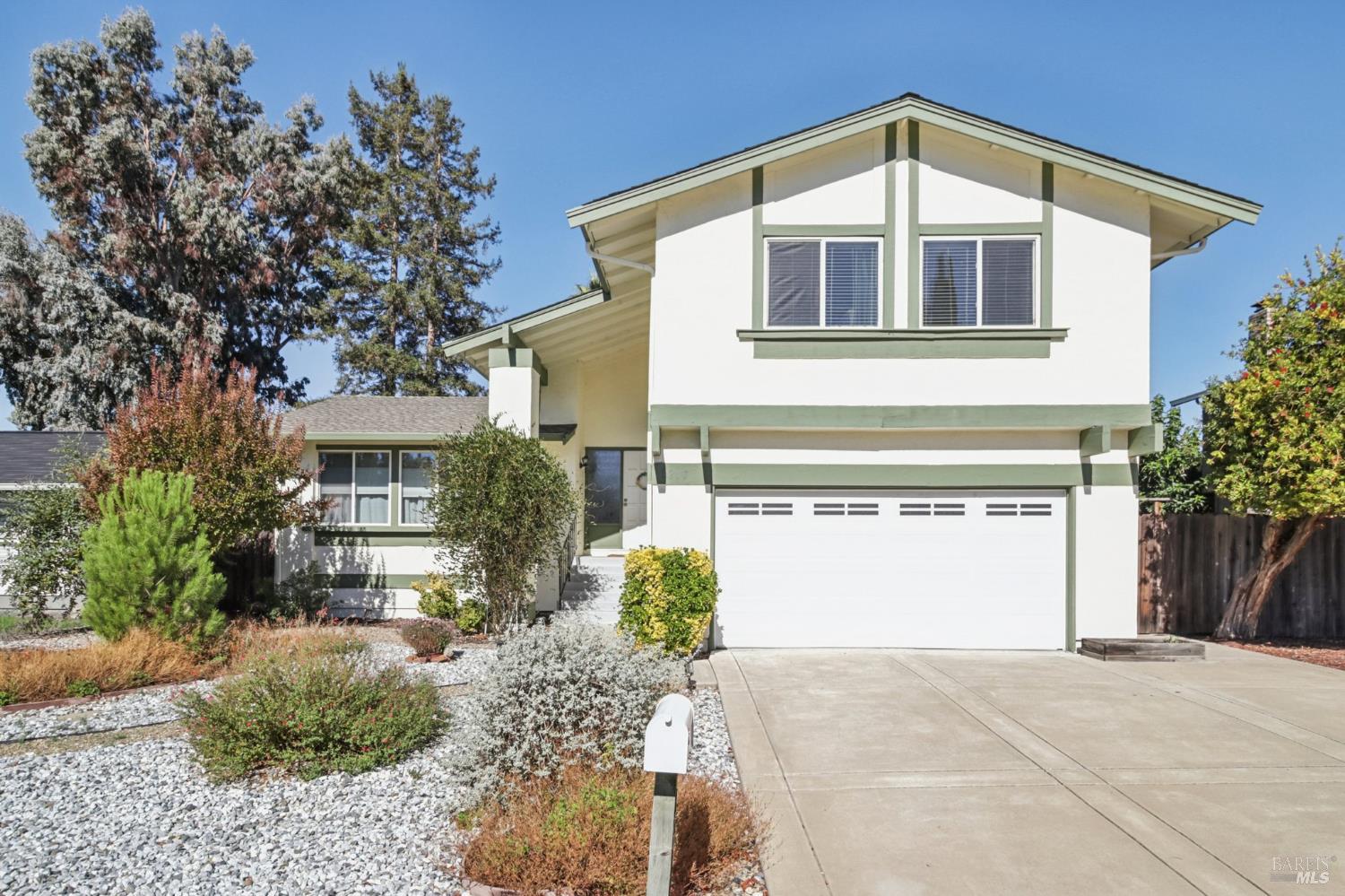 Detail Gallery Image 3 of 64 For 3217 Ensenada Dr, San Ramon,  CA 94583 - 4 Beds | 2/1 Baths