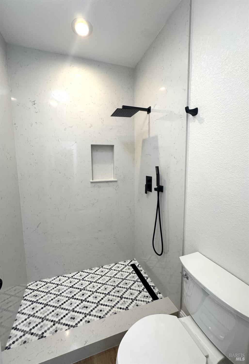 Detail Gallery Image 18 of 53 For 107 St Michael Ct, Cloverdale,  CA 95425 - 3 Beds | 2 Baths