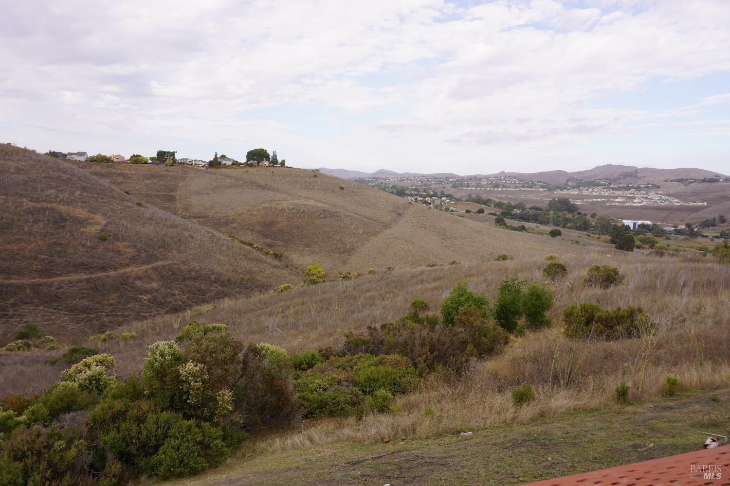 Detail Gallery Image 26 of 28 For 1048 Topsail Dr, Vallejo,  CA 94591 - 4 Beds | 2 Baths