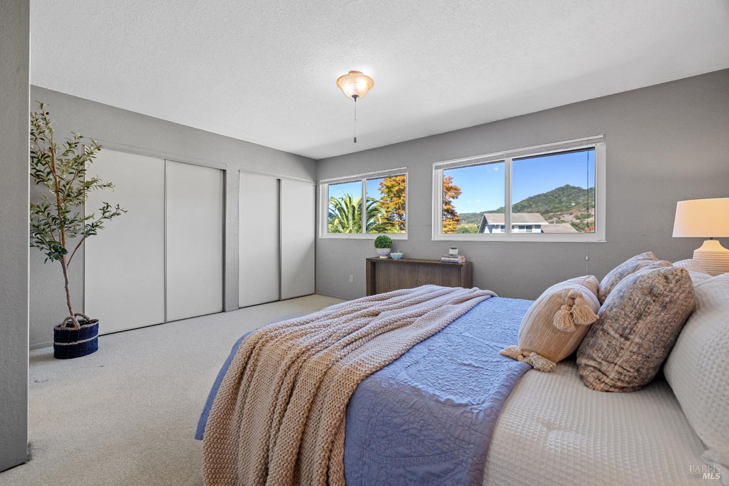 Detail Gallery Image 21 of 27 For 1511 Gladstone Way, Rohnert Park,  CA 94928 - 3 Beds | 2 Baths