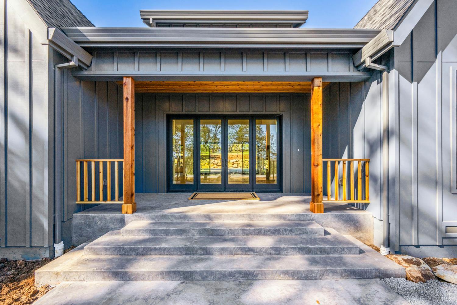 Detail Gallery Image 14 of 79 For 2716 Rollo Rd, Santa Rosa,  CA 95404 - 4 Beds | 3/1 Baths