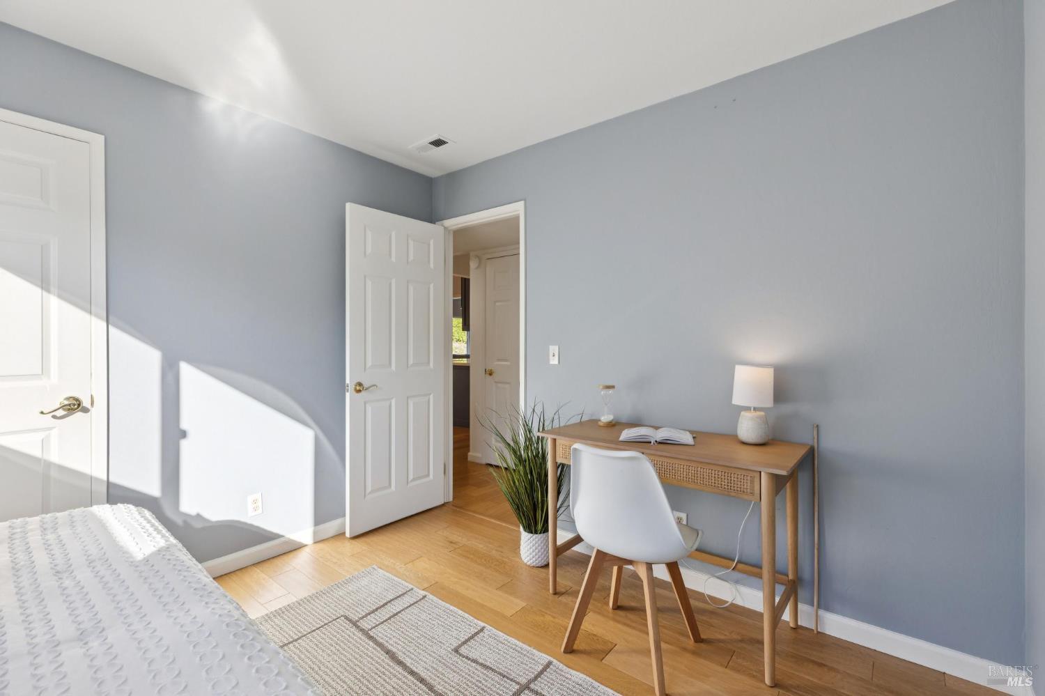 Detail Gallery Image 16 of 45 For 2108 Feliz Dr, Novato,  CA 94945 - 4 Beds | 3 Baths