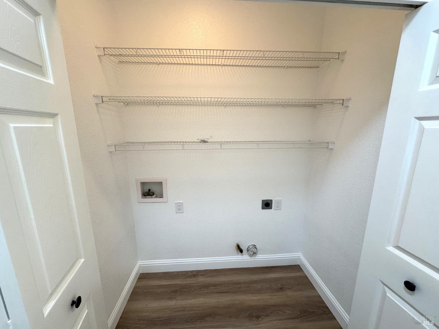 Detail Gallery Image 23 of 53 For 107 St Michael Ct, Cloverdale,  CA 95425 - 3 Beds | 2 Baths