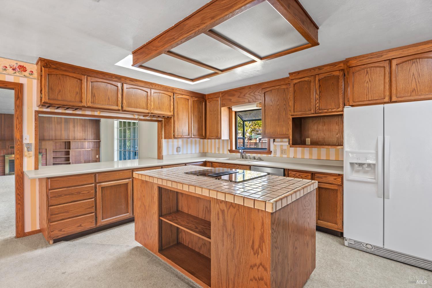 Detail Gallery Image 8 of 21 For 970 N Pine St, Ukiah,  CA 95482 - 3 Beds | 2 Baths