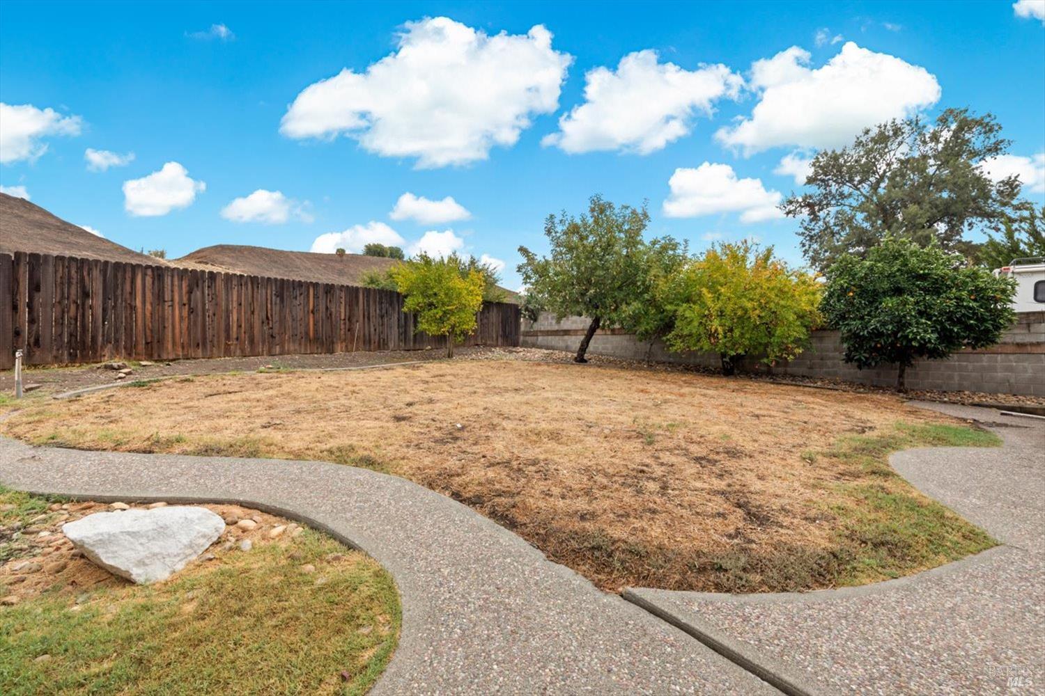 Detail Gallery Image 19 of 22 For 364 Brown St, Vacaville,  CA 95688 - 4 Beds | 2 Baths