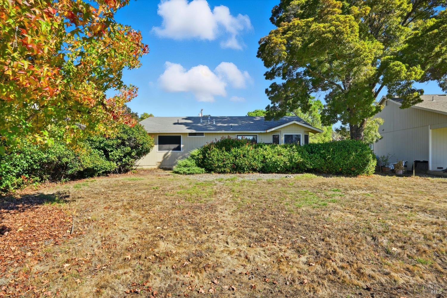 Detail Gallery Image 22 of 26 For 19575 Old Creek Rd, Hidden Valley Lake,  CA 95467 - 3 Beds | 2 Baths