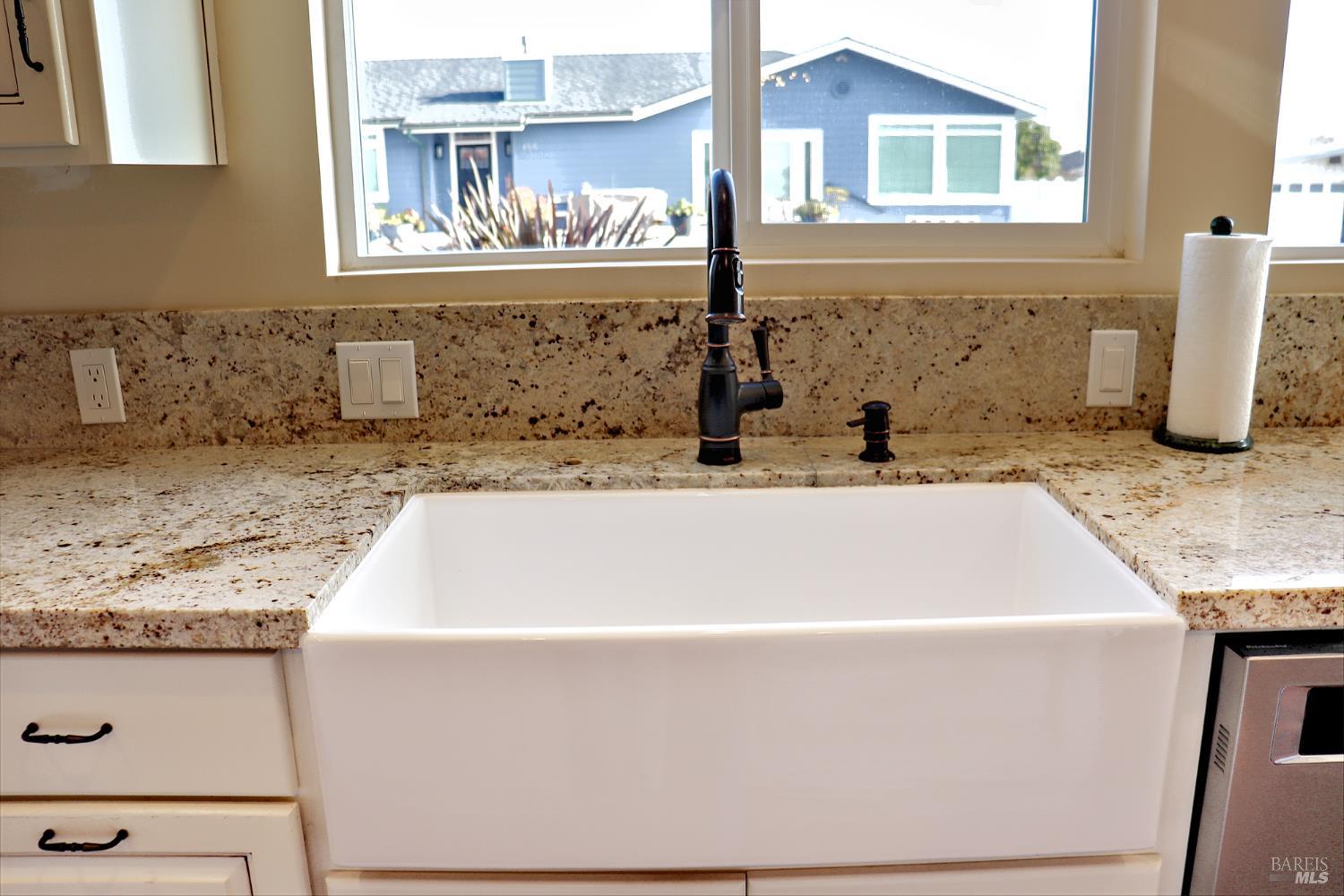 Detail Gallery Image 12 of 51 For 175 Tahiti St, Morro Bay,  CA 93442 - 3 Beds | 2 Baths