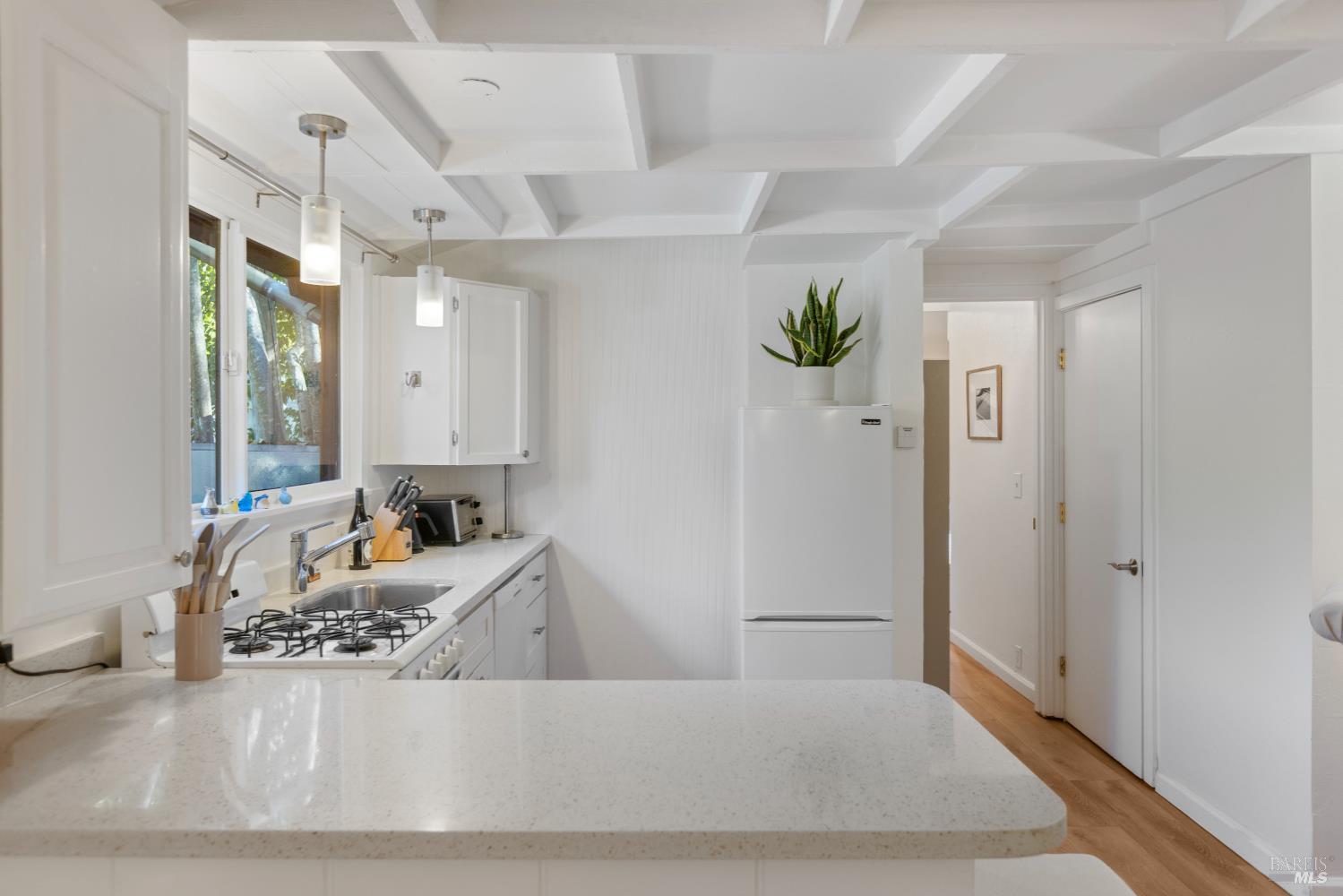 Detail Gallery Image 56 of 67 For 5 Hillside Ave, Kentfield,  CA 94904 - 5 Beds | 3 Baths