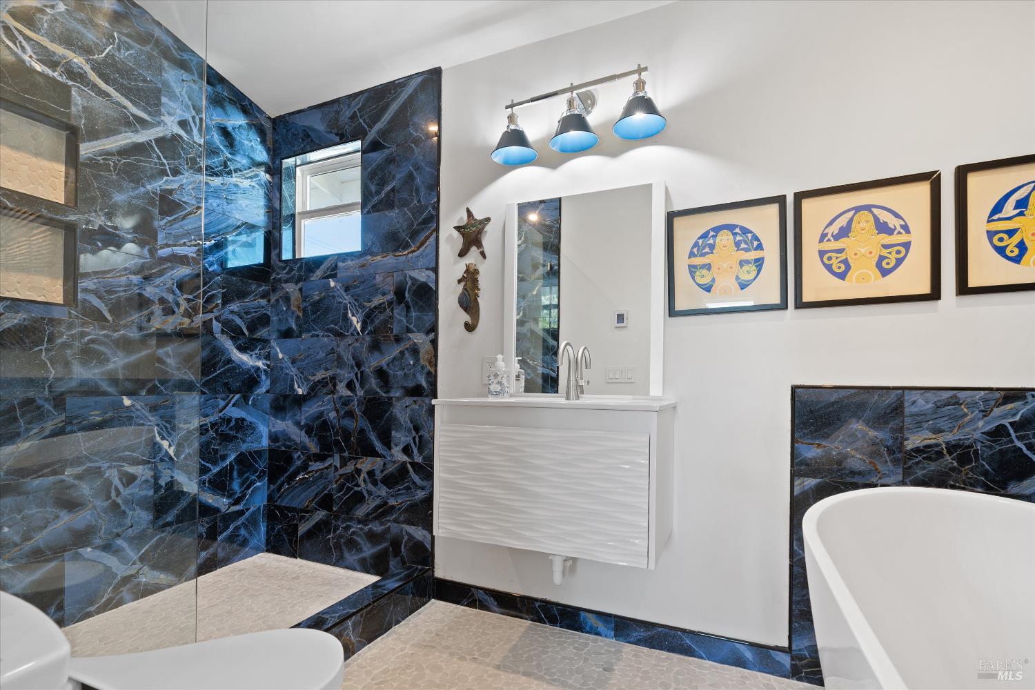 Detail Gallery Image 25 of 41 For 620 Brown St, Healdsburg,  CA 95448 - 4 Beds | 4/1 Baths