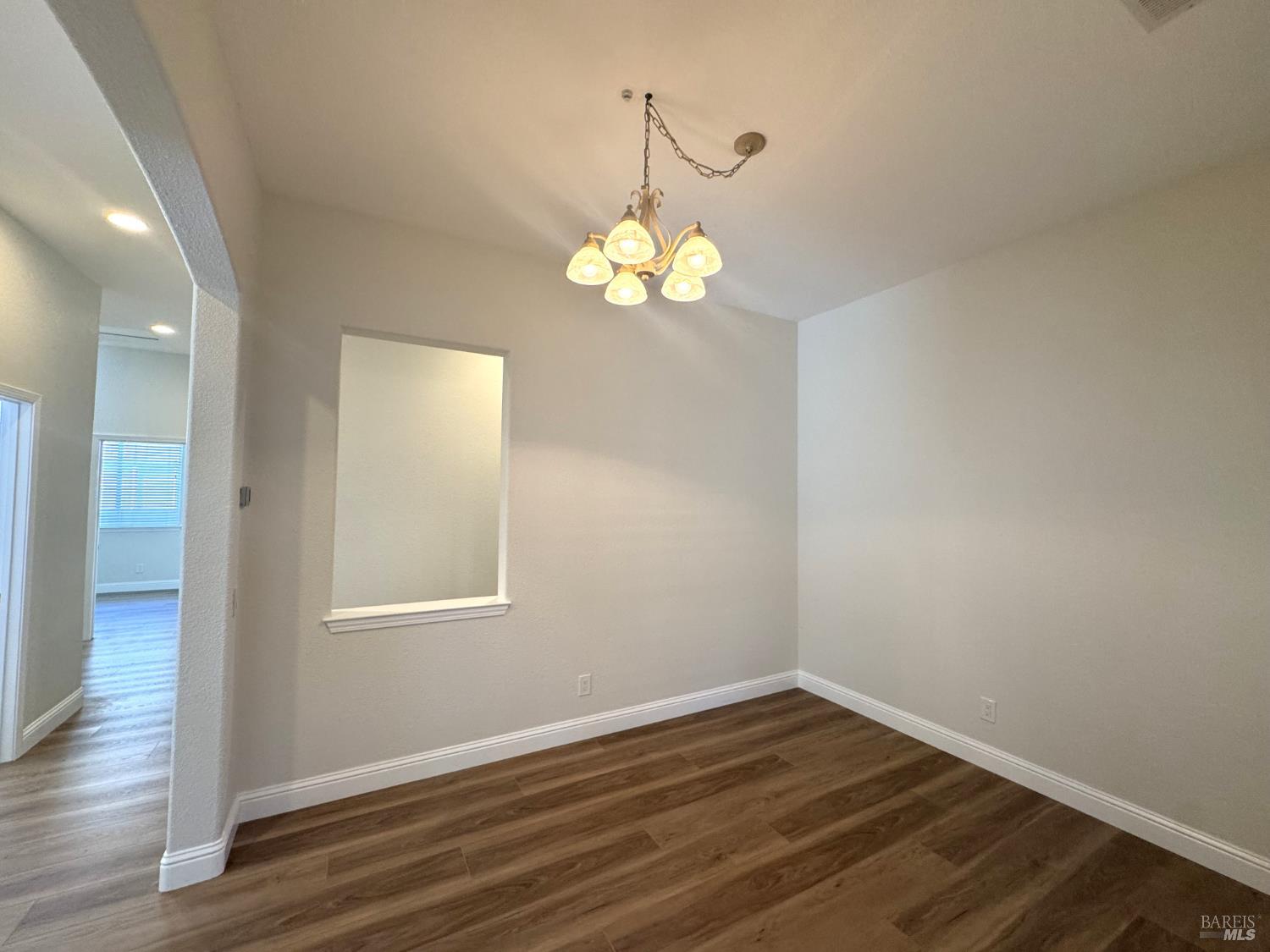 Detail Gallery Image 15 of 53 For 107 St Michael Ct, Cloverdale,  CA 95425 - 3 Beds | 2 Baths