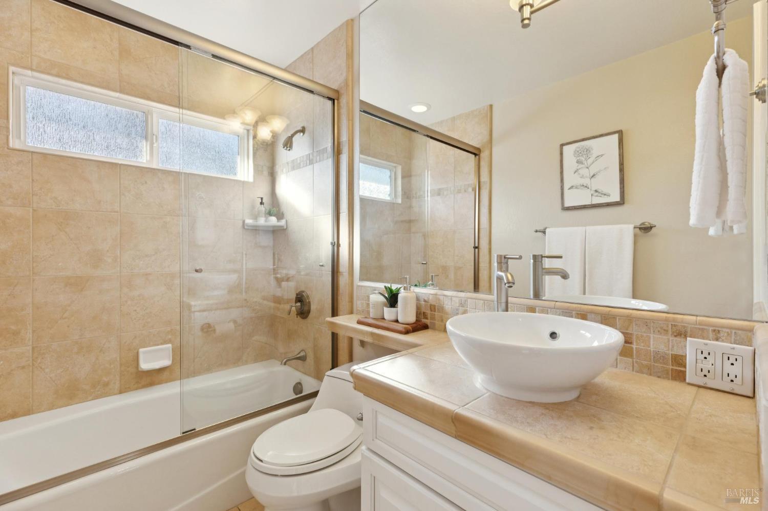 Detail Gallery Image 31 of 45 For 2108 Feliz Dr, Novato,  CA 94945 - 4 Beds | 3 Baths