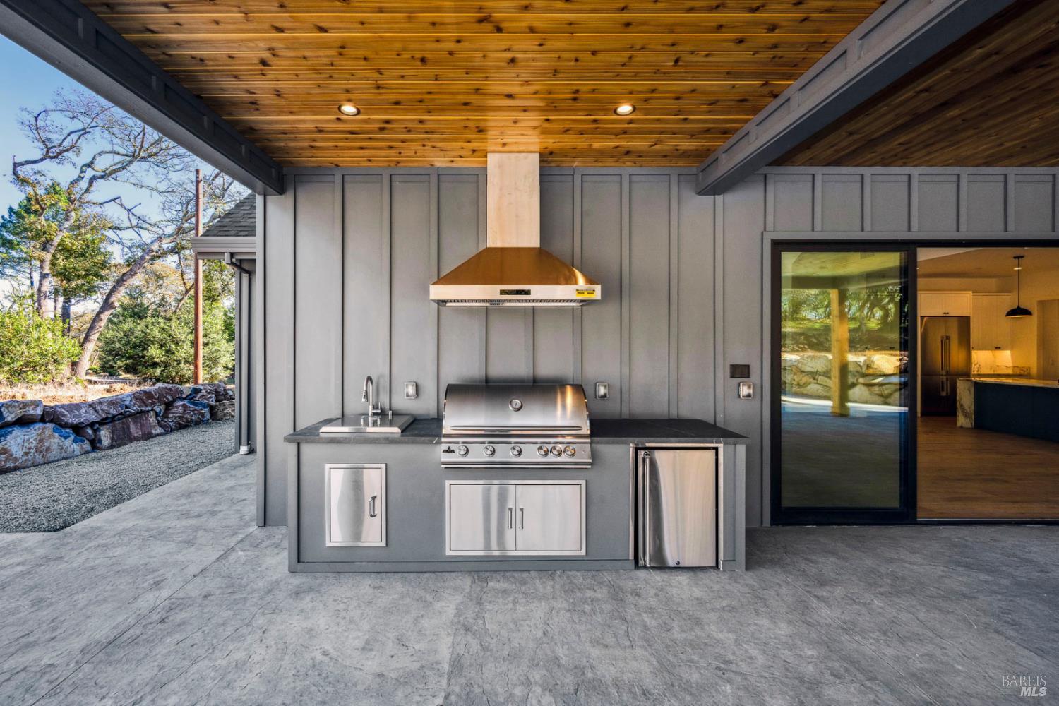 Detail Gallery Image 44 of 79 For 2716 Rollo Rd, Santa Rosa,  CA 95404 - 4 Beds | 3/1 Baths