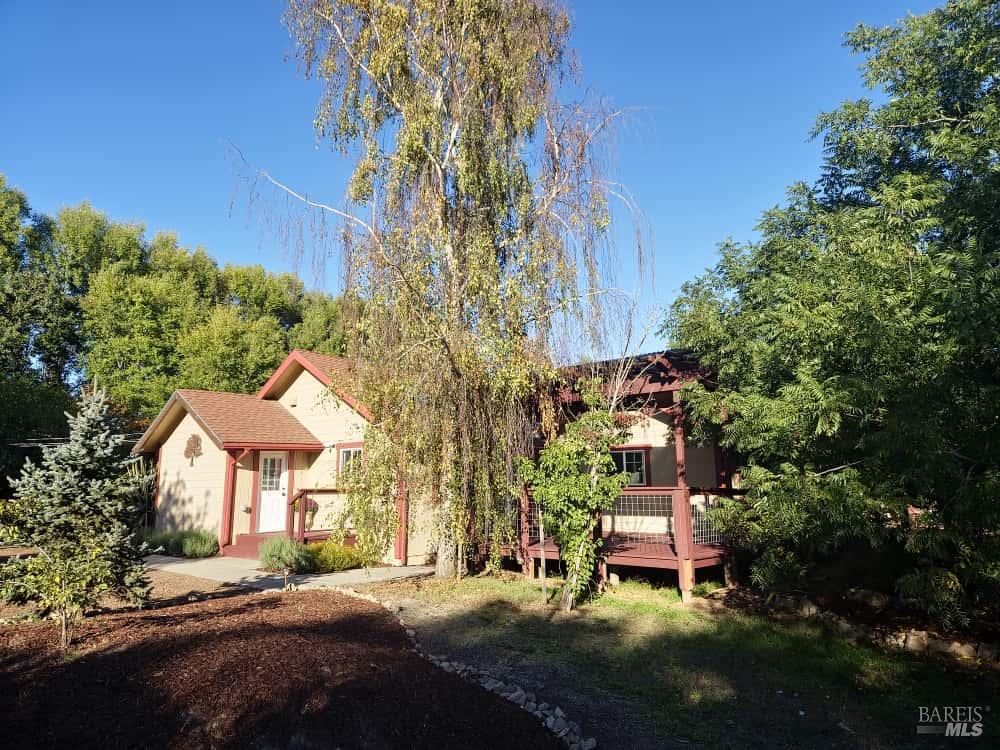 Detail Gallery Image 14 of 27 For 6060 Oak Ave, Cotati,  CA 94931 - 4 Beds | 2 Baths