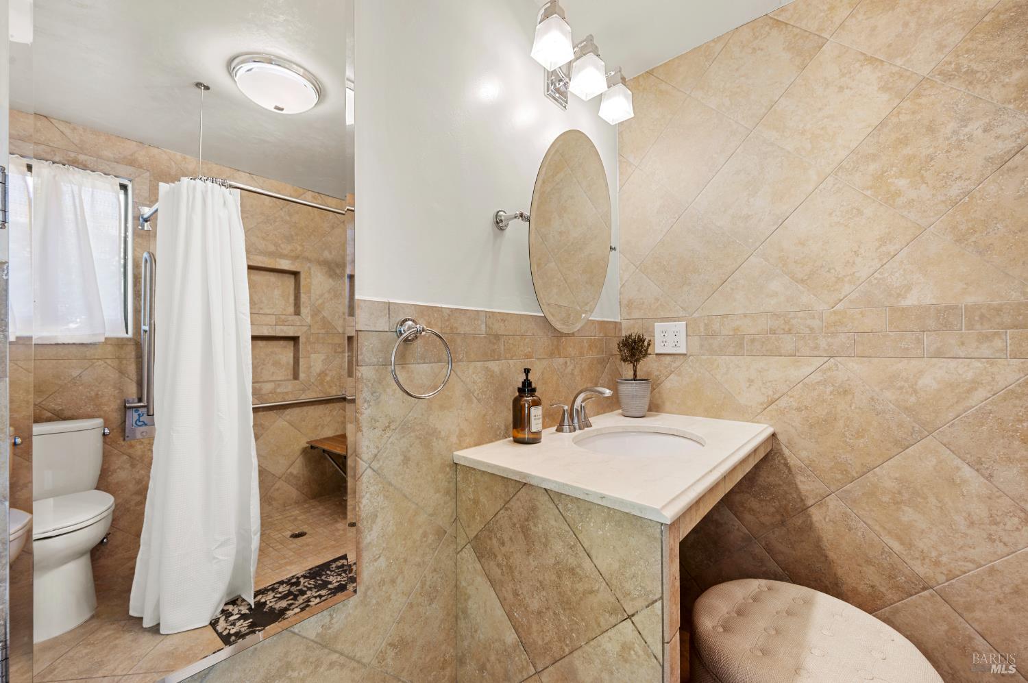 Detail Gallery Image 40 of 64 For 1049 Charlson Way, Napa,  CA 94558 - 3 Beds | 2 Baths