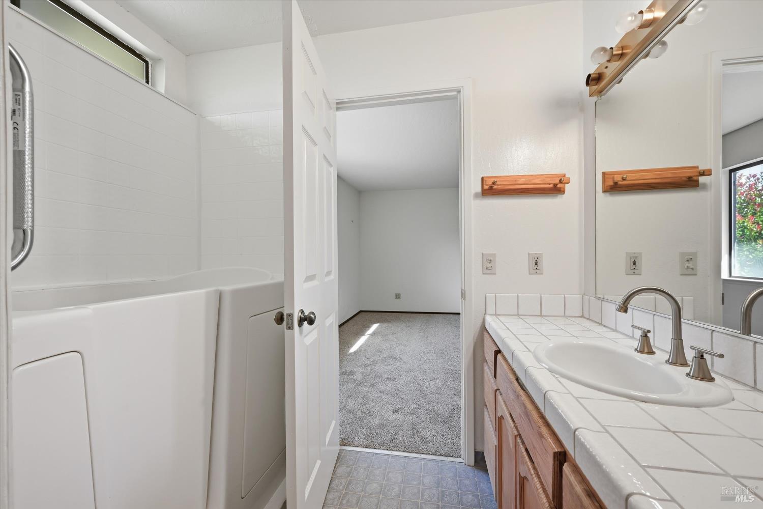 Detail Gallery Image 15 of 26 For 19575 Old Creek Rd, Hidden Valley Lake,  CA 95467 - 3 Beds | 2 Baths