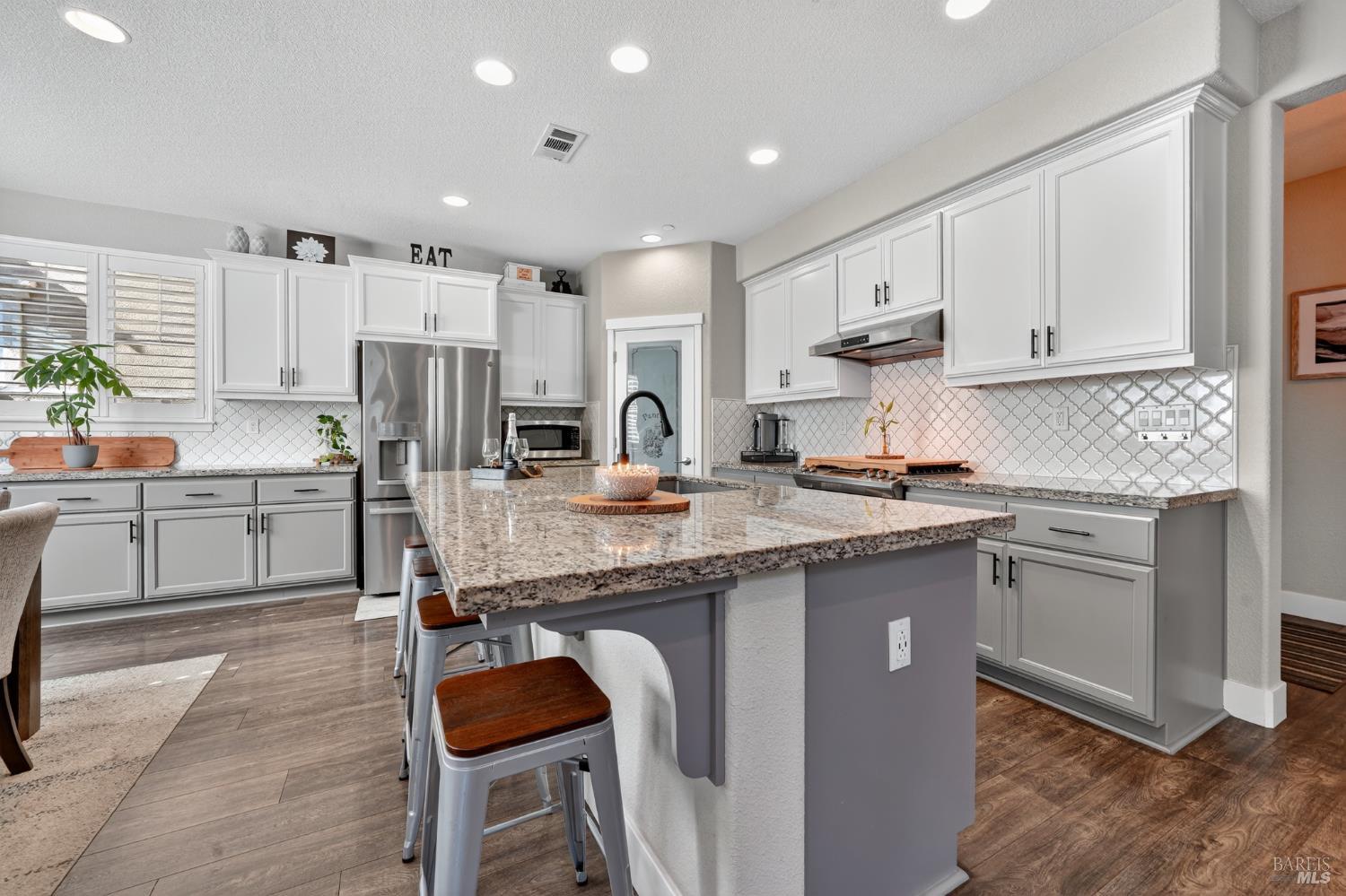 Detail Gallery Image 11 of 31 For 4273 Carnegie Ct, Fairfield,  CA 94534 - 5 Beds | 3 Baths