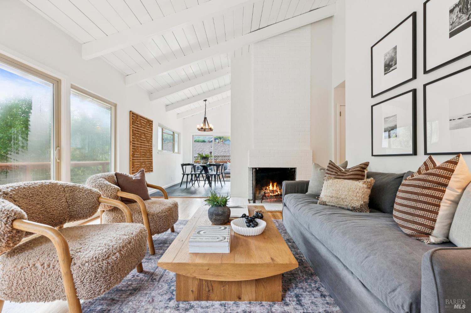 Detail Gallery Image 7 of 62 For 362 Pine Hill Rd, Mill Valley,  CA 94941 - 3 Beds | 2 Baths